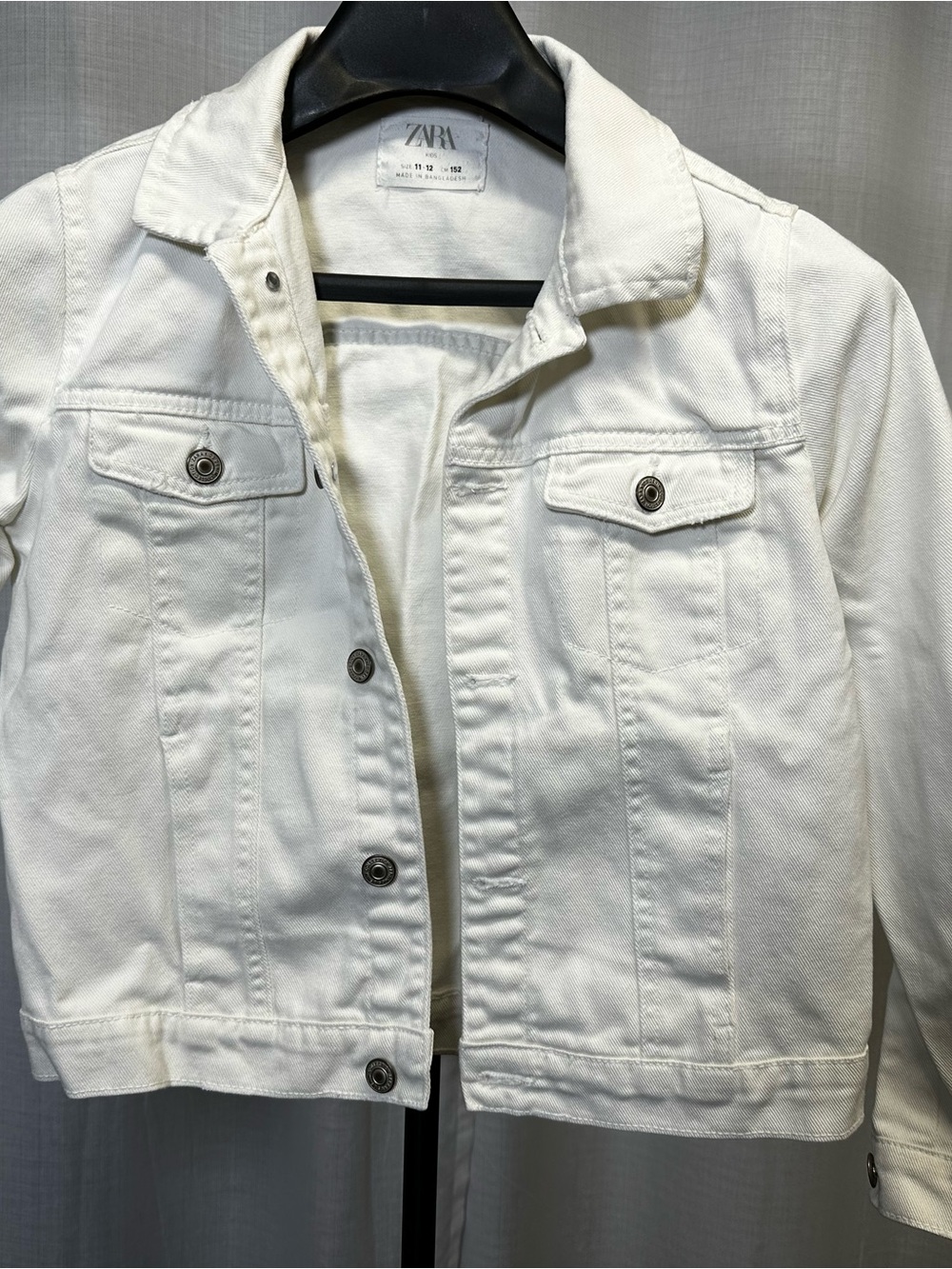 Zara White Denim Trucker Jacket - Women